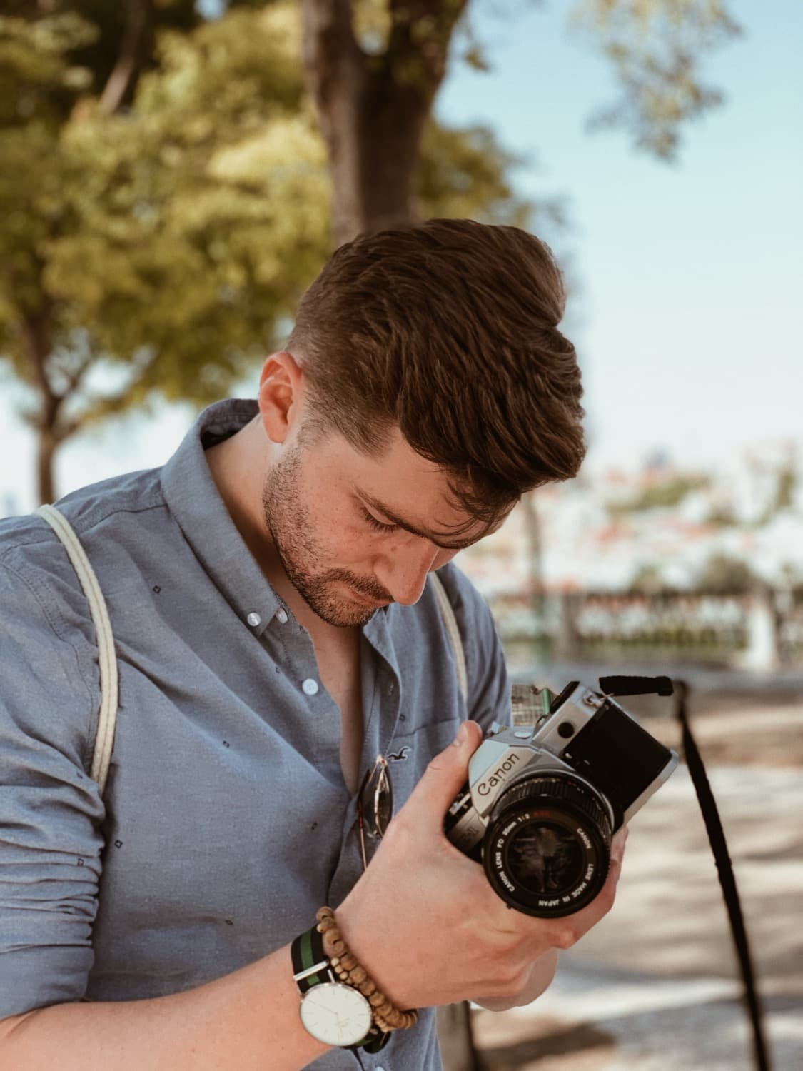 Jan Overhaus with analog Canon camera